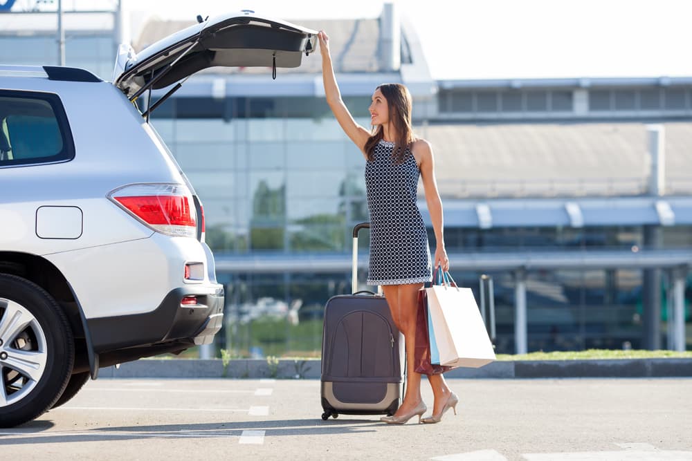 Aparcamiento aeropuerto lavado de coche en Alicante